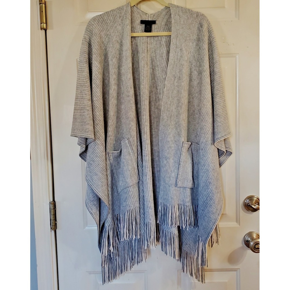 Steve Madden OS Womens Shawl Gray Ivory Herringbone Weave Fringe Pocket Poncho - Picture 10 of 11